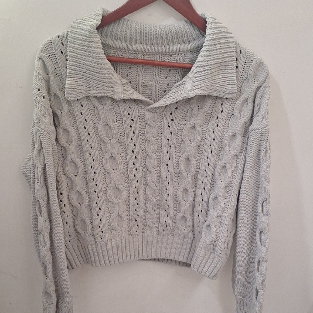 Cozy Cable Knit Sweater - Gray
